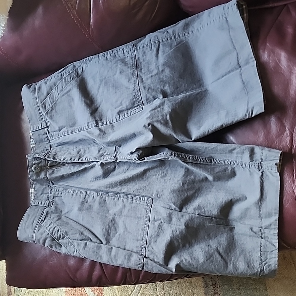 Men's, Reversible Shorts, Plaid on one side, Gray on other, Sz. 32/33